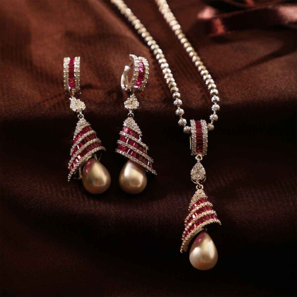 Manubhai Real Diamond PENDANT SET