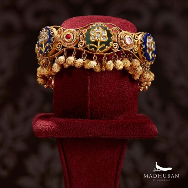 Antique bangle