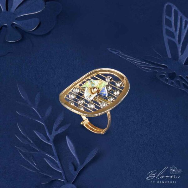 Light weight gold ring