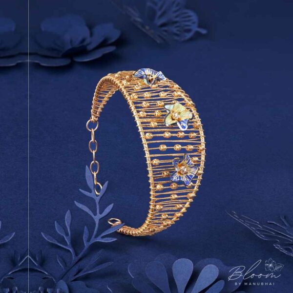 Light weight gold bracelet