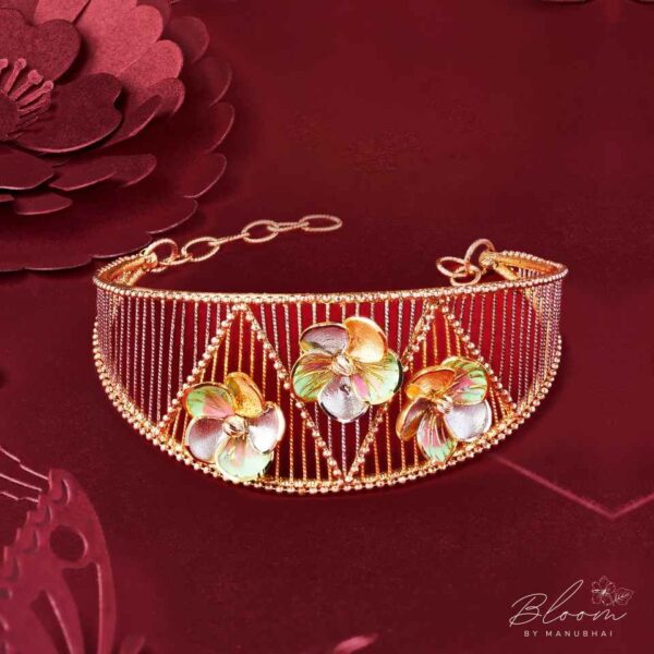 Light weight gold bracelet