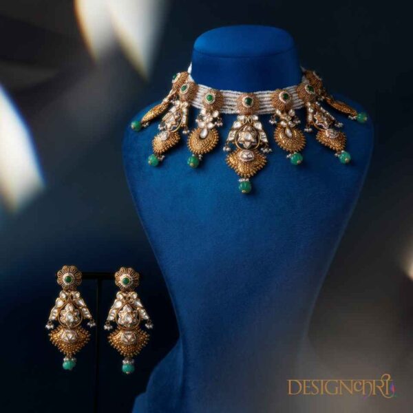 Antique necklace set