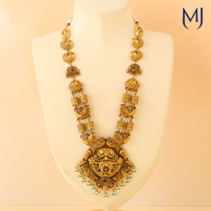 Antique necklace set