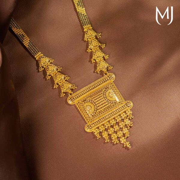 Gold mangalsutra