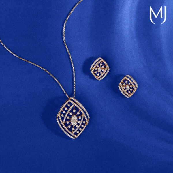 Real diamond pendant set