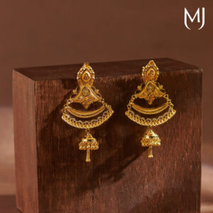 Light weight gold earrings