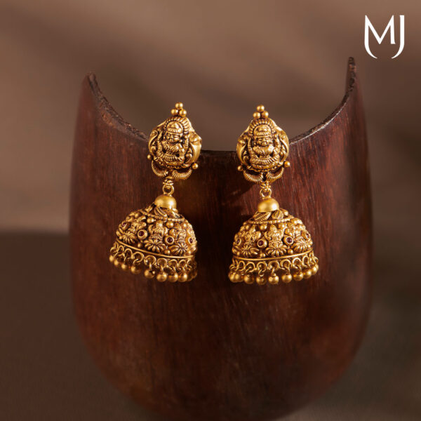 Light weight gold earrings