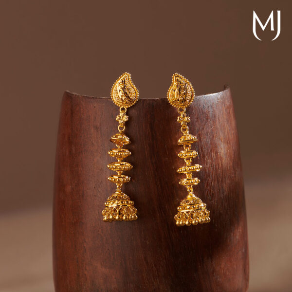 Light weight gold earrings