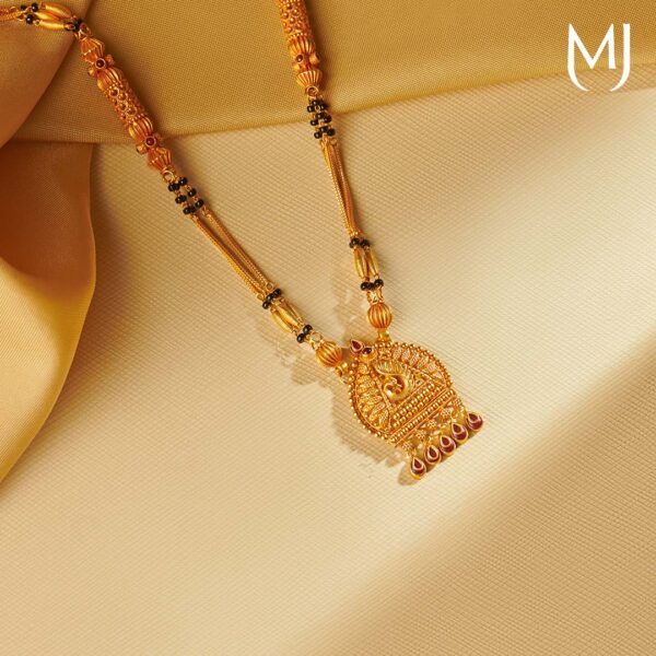 Gold mangalsutra