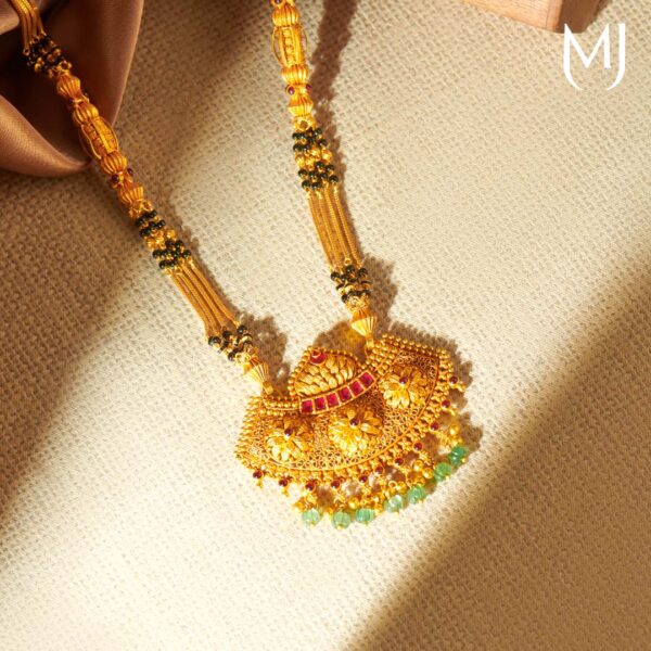 Gold mangalsutra