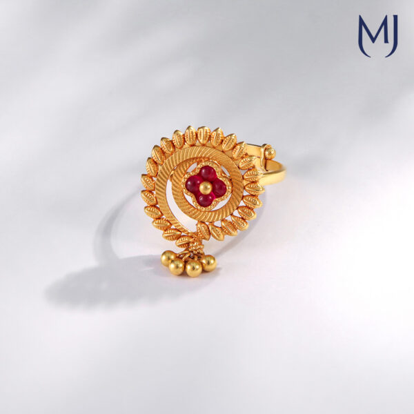 Light weight gold ring