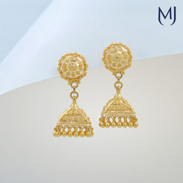 Light weight gold earrings