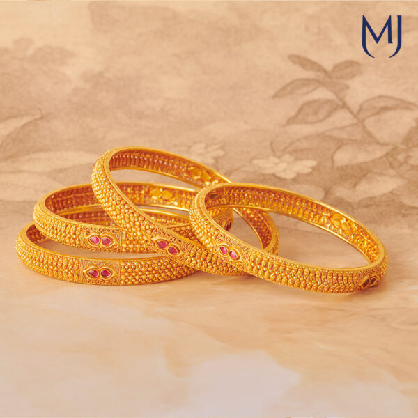 Gold bangle