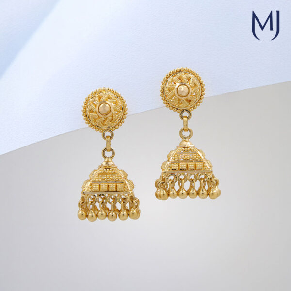 Light weight gold earrings