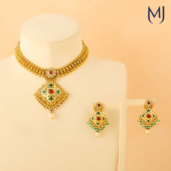 Antique necklace set