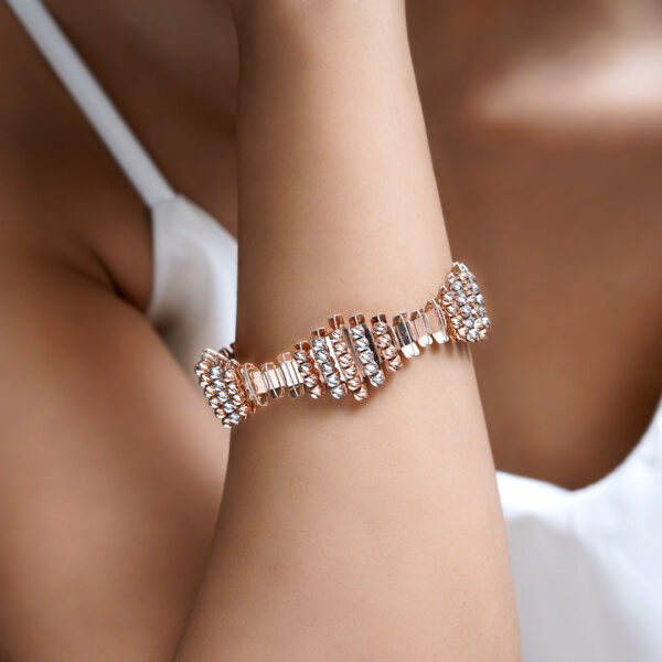 Light weight gold bracelet