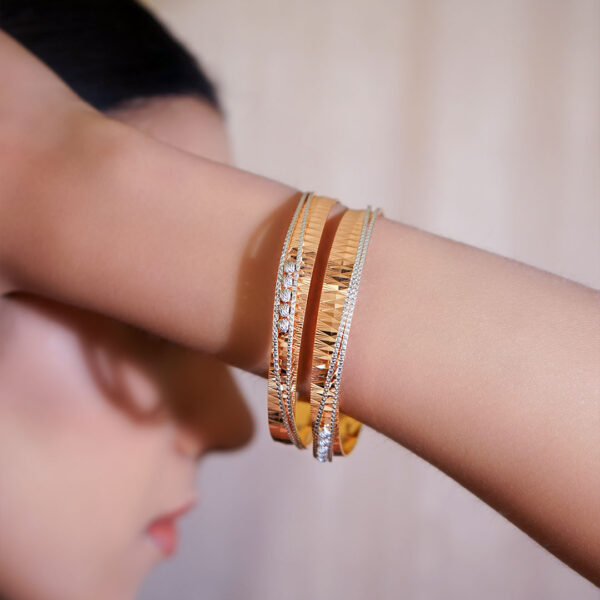 Gold bangle