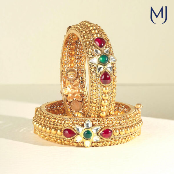 Antique bangle