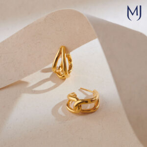 Light weight gold earrings