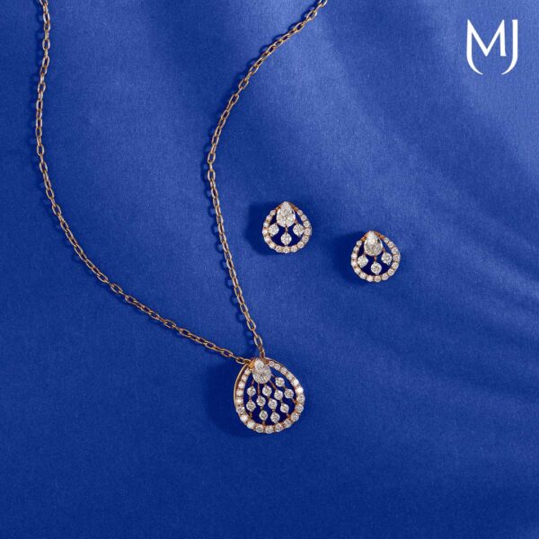 Light weight real diamond pendant set