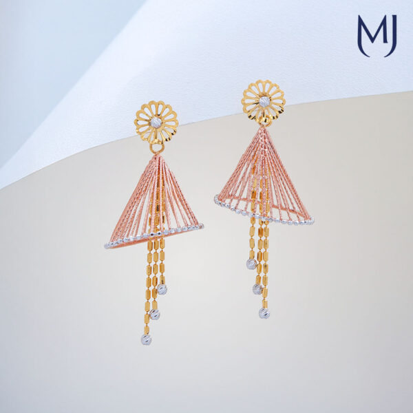 Light weight gold earrings