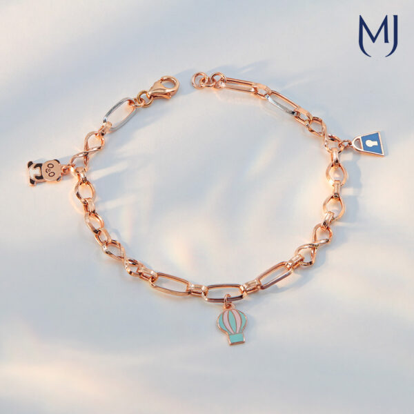 Light weight gold bracelet