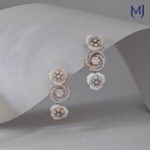 Light weight gold earrings