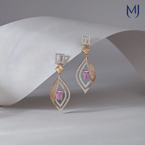 Light weight gold earrings