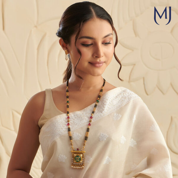Gold mangalsutra
