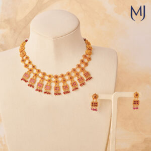 Light weight gold necklace set