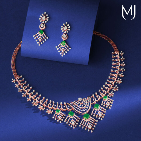 Diamond necklace set