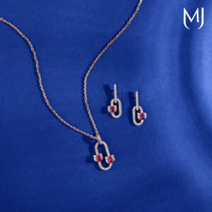 Real diamond pendant set