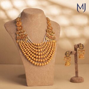 Antique necklace set