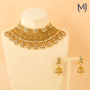 Antique necklace set