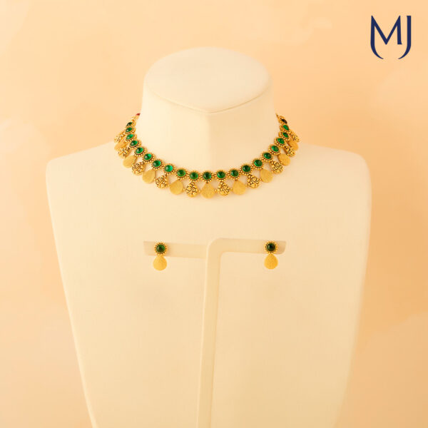Antique necklace set