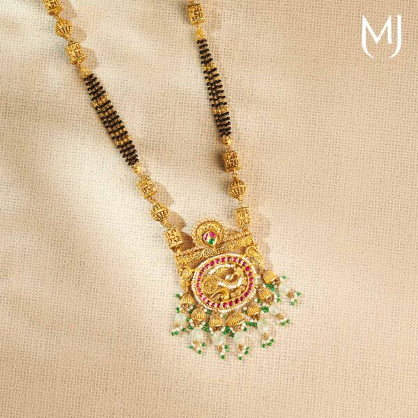 Gold mangalsutra