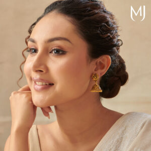 Light weight gold earrings