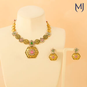 Antique necklace set