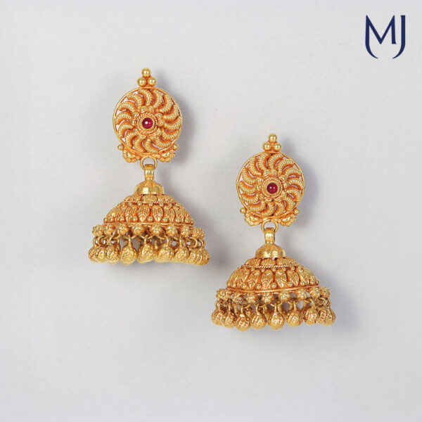Light weight gold earrings