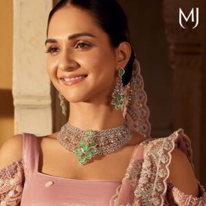 Diamond necklace set