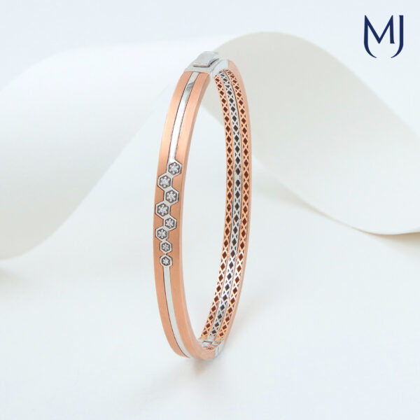 Light weight gold bracelet