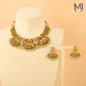 Antique necklace set