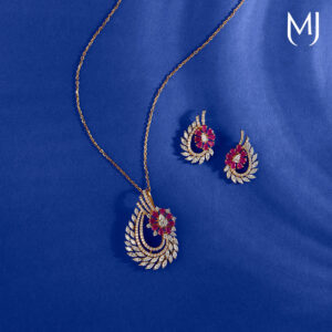 Real diamond pendant set