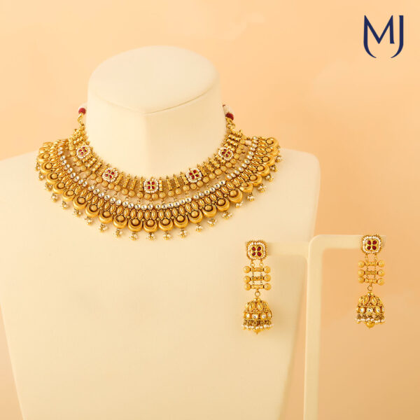 Antique necklace set
