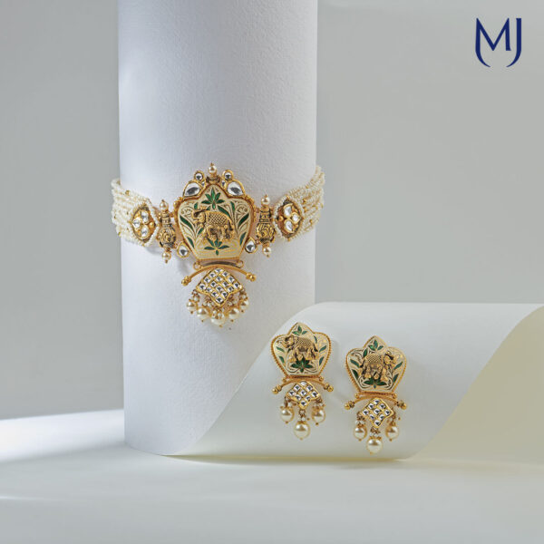 Antique necklace set