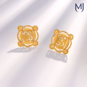 Light weight gold earrings