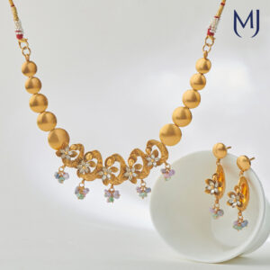 Antique necklace set