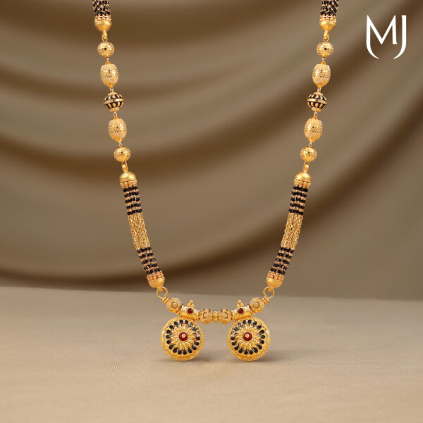 Gold mangalsutra
