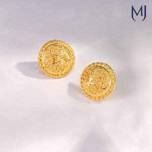 Light weight gold earrings