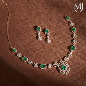 Light weight diamond necklace set